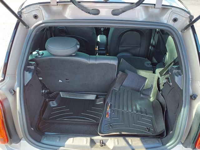 Used 2022 Gray MINI  image 25
