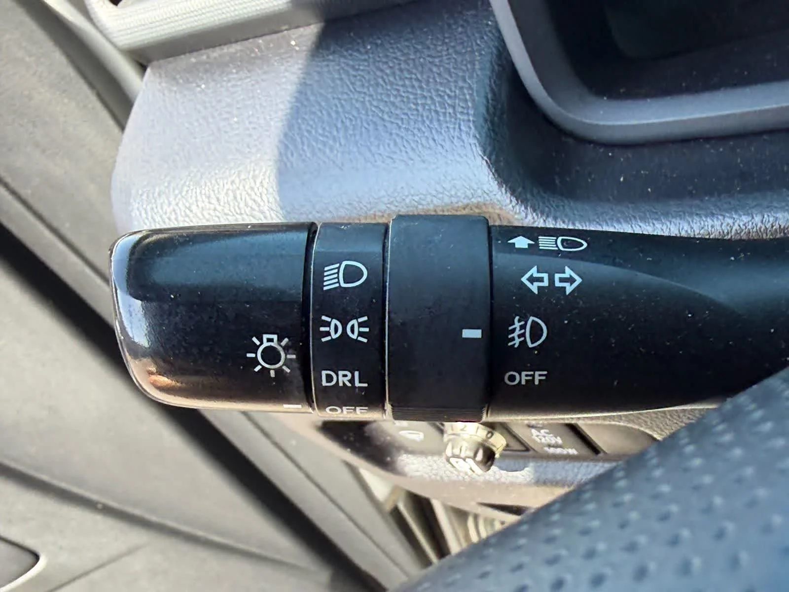 Used 2021 Classic Silver Metallic Toyota SR5 image 26