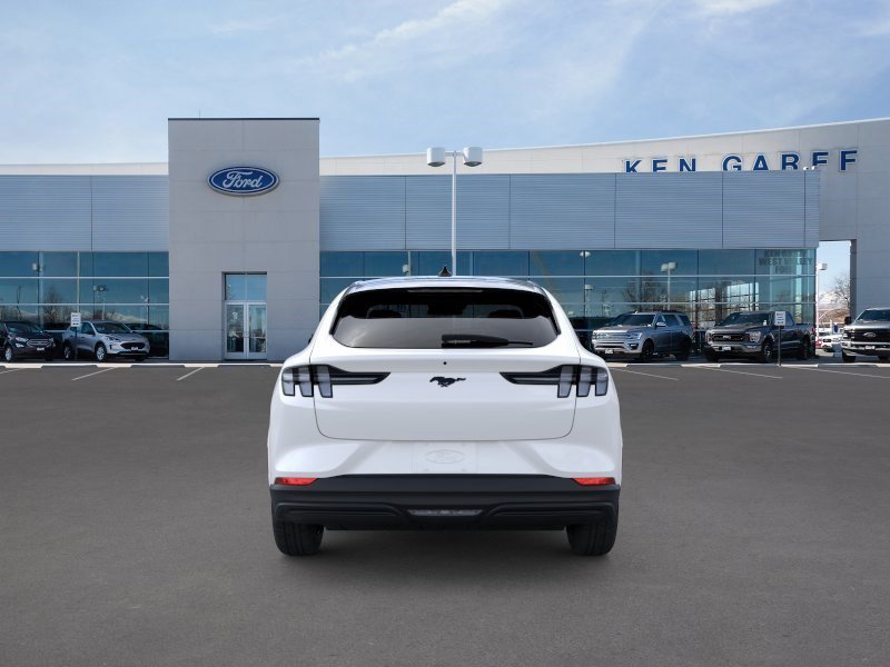 New 2026 Star White Metallic Tri-coat Ford Premium image 5