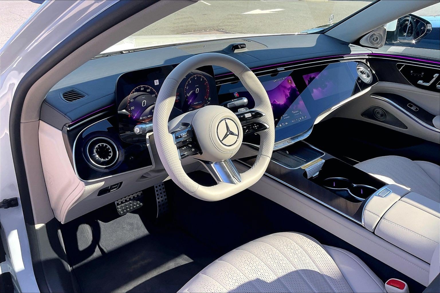 New 2027 MANUFAKTUR Moonlight White Metallic Mercedes-Benz S 500 image 19