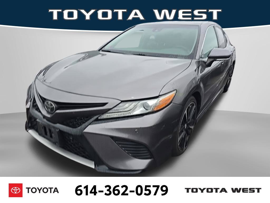 Used 2018 Gray Toyota XSE image 3