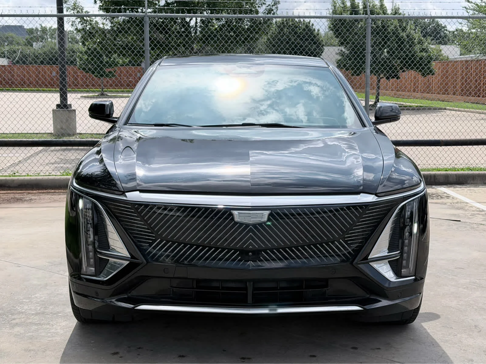Used 2023 Cadillac LYRIQ Luxury with VIN 1GYKPMRK0PZ001066 for sale in Houston, TX