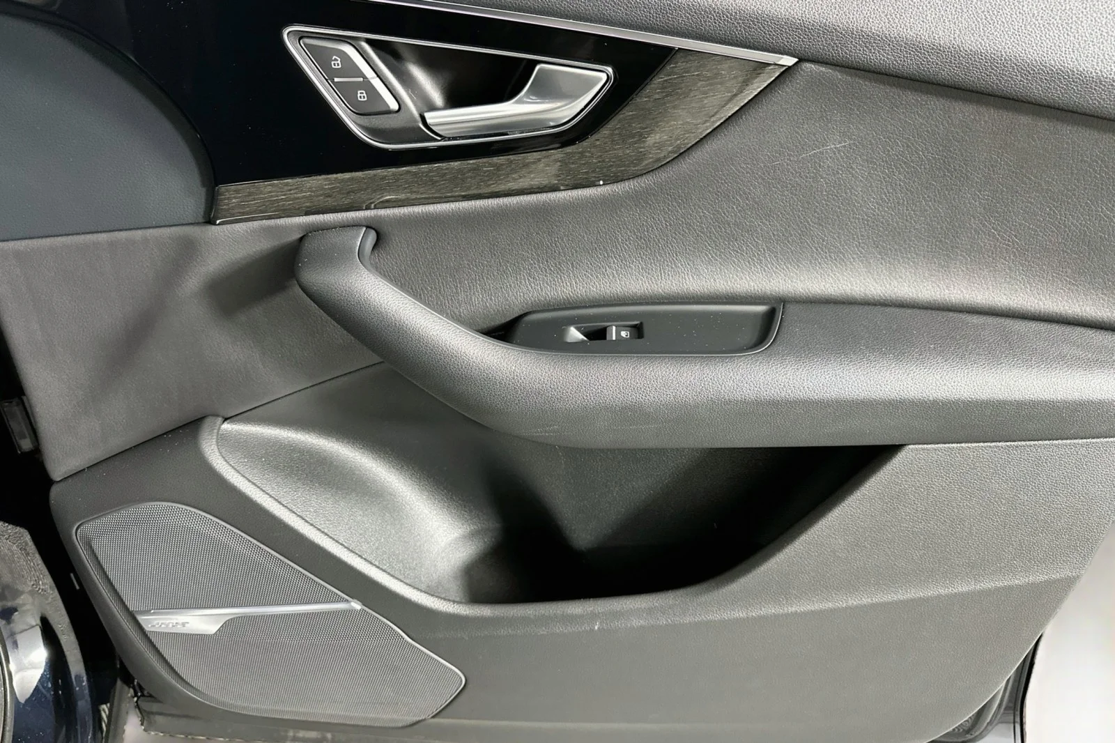 Used 2018 Ink Blue Metallic Audi Prestige image 24
