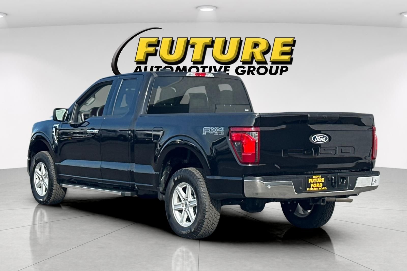 Used 2025 Black Ford XLT image 6