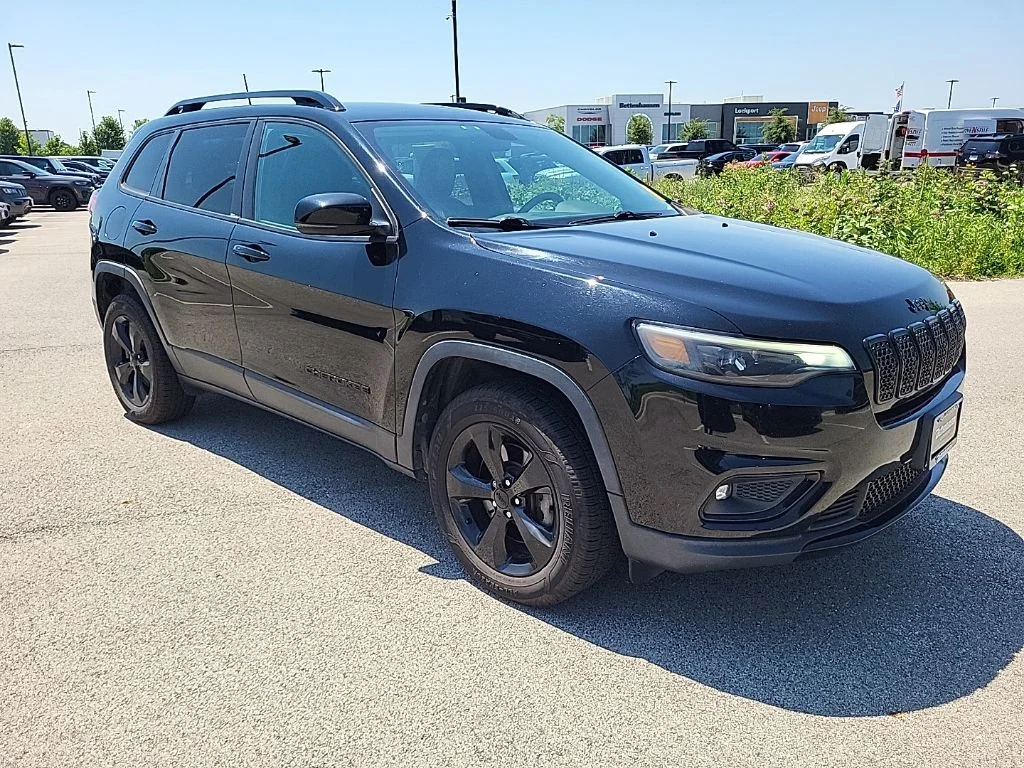 Certified Used 2019 Black Jeep Latitude Plus image 7