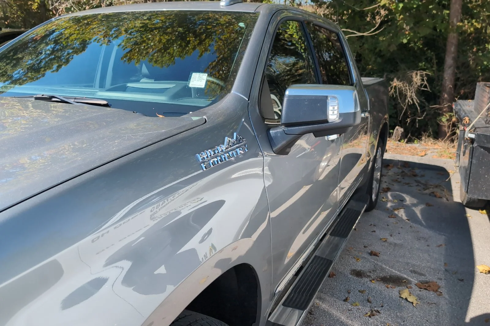 Used 2023 STERLING GRAY METALLIC Chevrolet High Country image 8