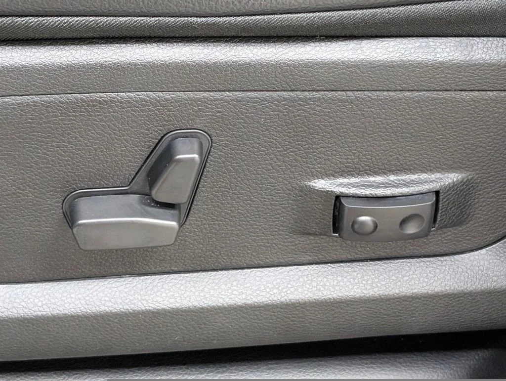 Certified Used 2024 Bright White Clearcoat Ram Laramie image 18
