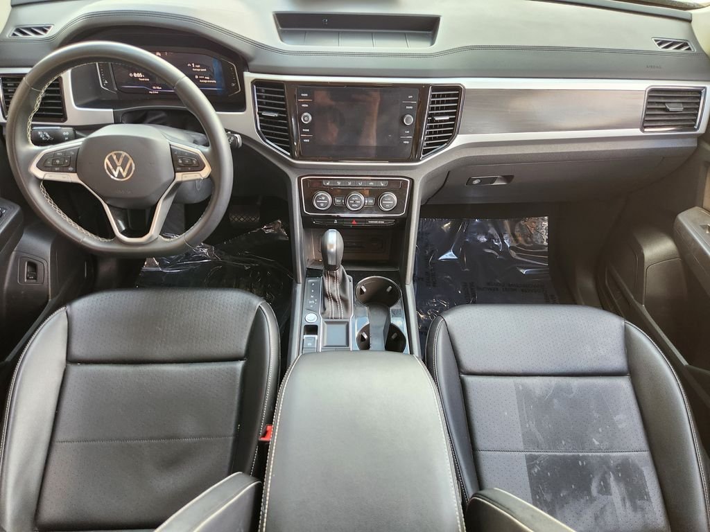 Used 2023 Pyrite Silver Metallic Volkswagen 3.6L V6 SE w/Technology image 28