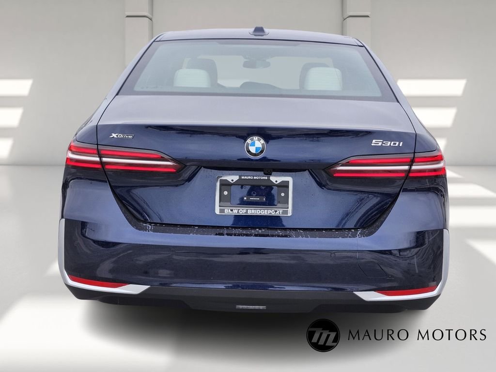 Used 2026 Blue BMW 530i xDrive image 4
