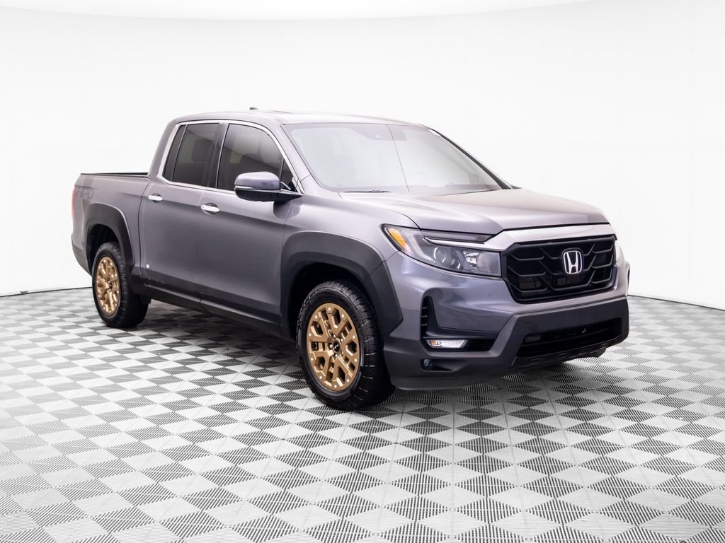 Certified Used 2022 Modern Steel Metallic Honda AWD RTL-E image 9