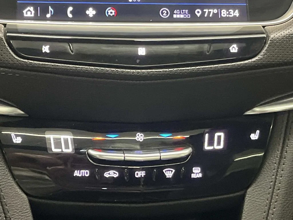 Used 2020 RADIANT SILVER METALLIC Cadillac Premium Luxury AWD image 22