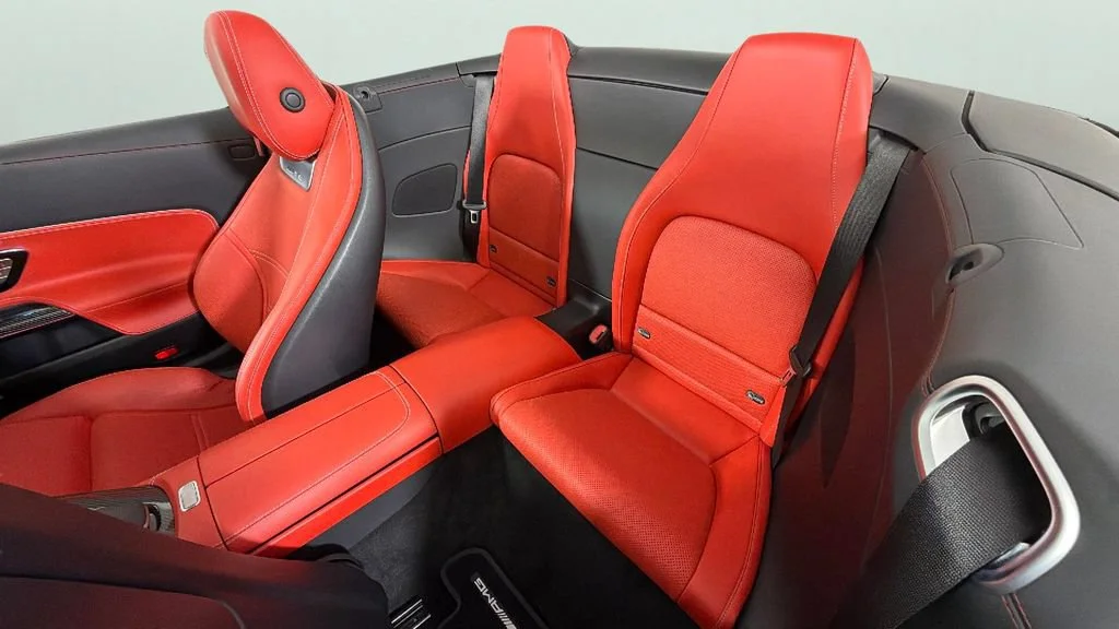 Used 2022 Gray Mercedes-Benz 4MATIC® image 31