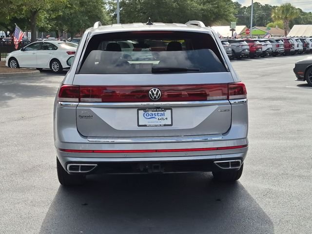 Used 2025 Silver Volkswagen 2.0T SEL Premium R-Line image 4