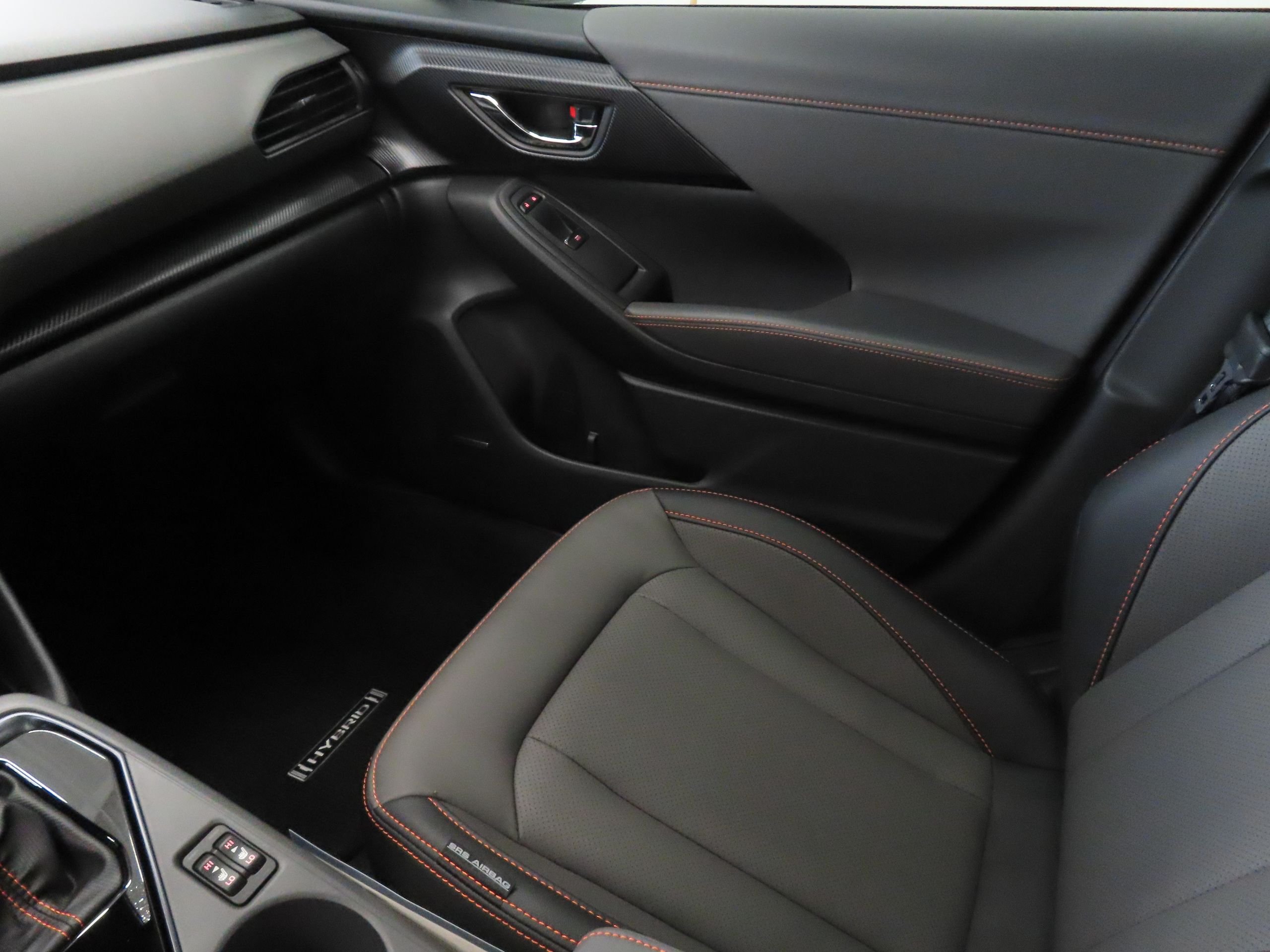 New 2026 MAGNETITE GRAY PEARL Subaru Limited Hybrid image 19