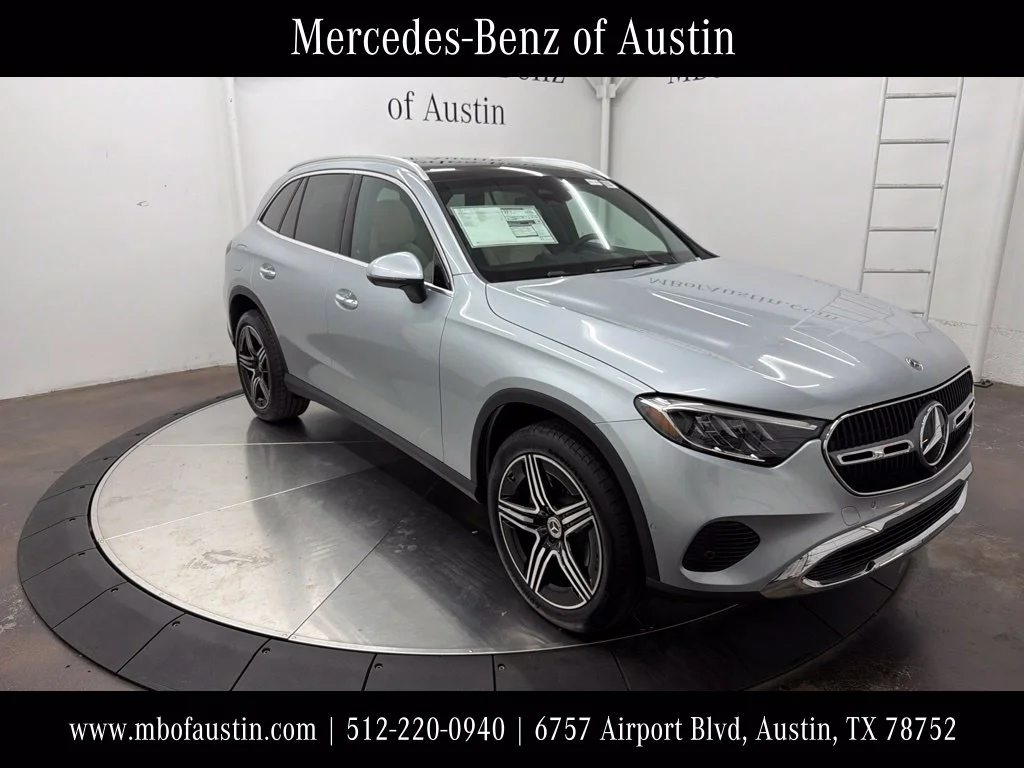 New 2027 Silver Mercedes-Benz GLC 300 image 1