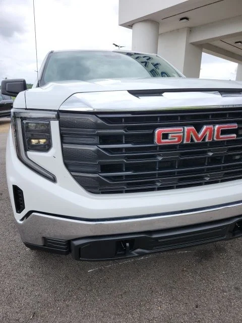 Used 2023 Summit White GMC Pro image 21