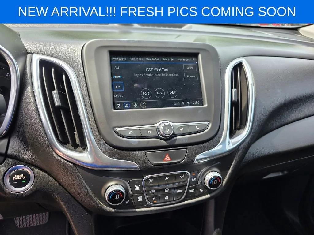 Used 2019 IRIDESCENT PEARL TRICOAT Chevrolet LT image 10