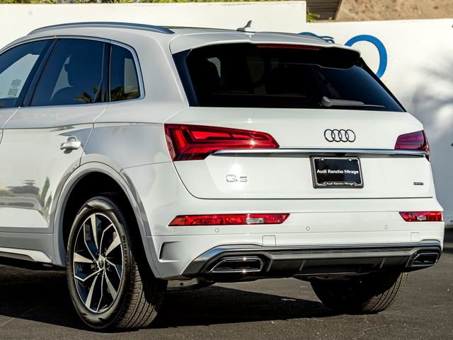 Used 2023 Glacier White Audi 45 S line Premium image 11