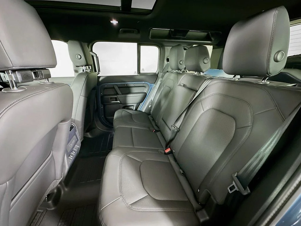 2026 Land Rover Defender S - Photo 22