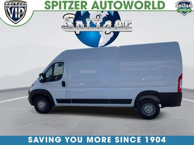 Used 2025 White Ram High Roof image 8