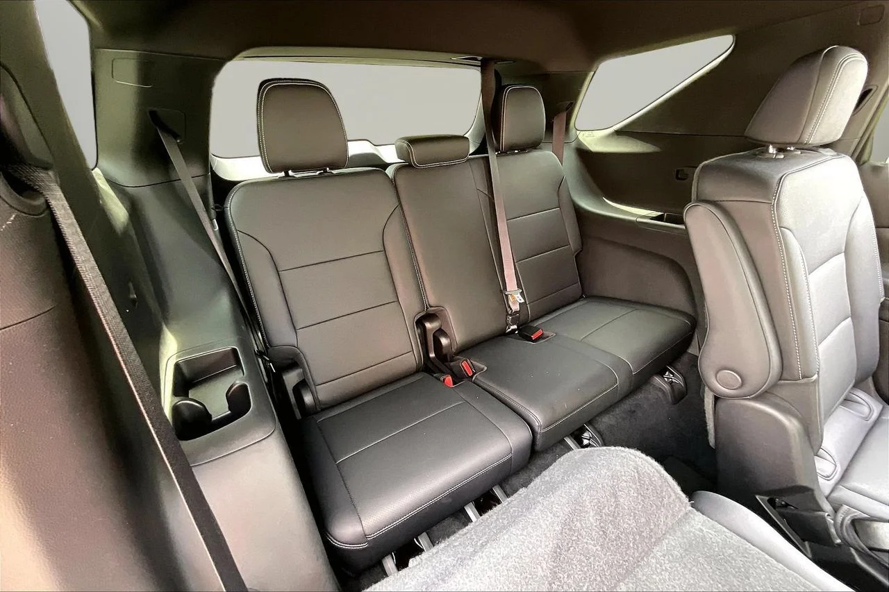 Used 2025 Blue Chevrolet LT image 25