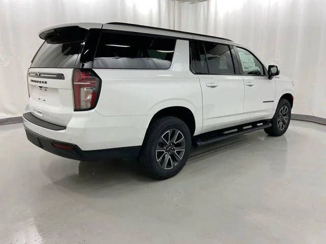 Certified Used 2023 Iridescent Pearl Tricoat Chevrolet Z71 image 4