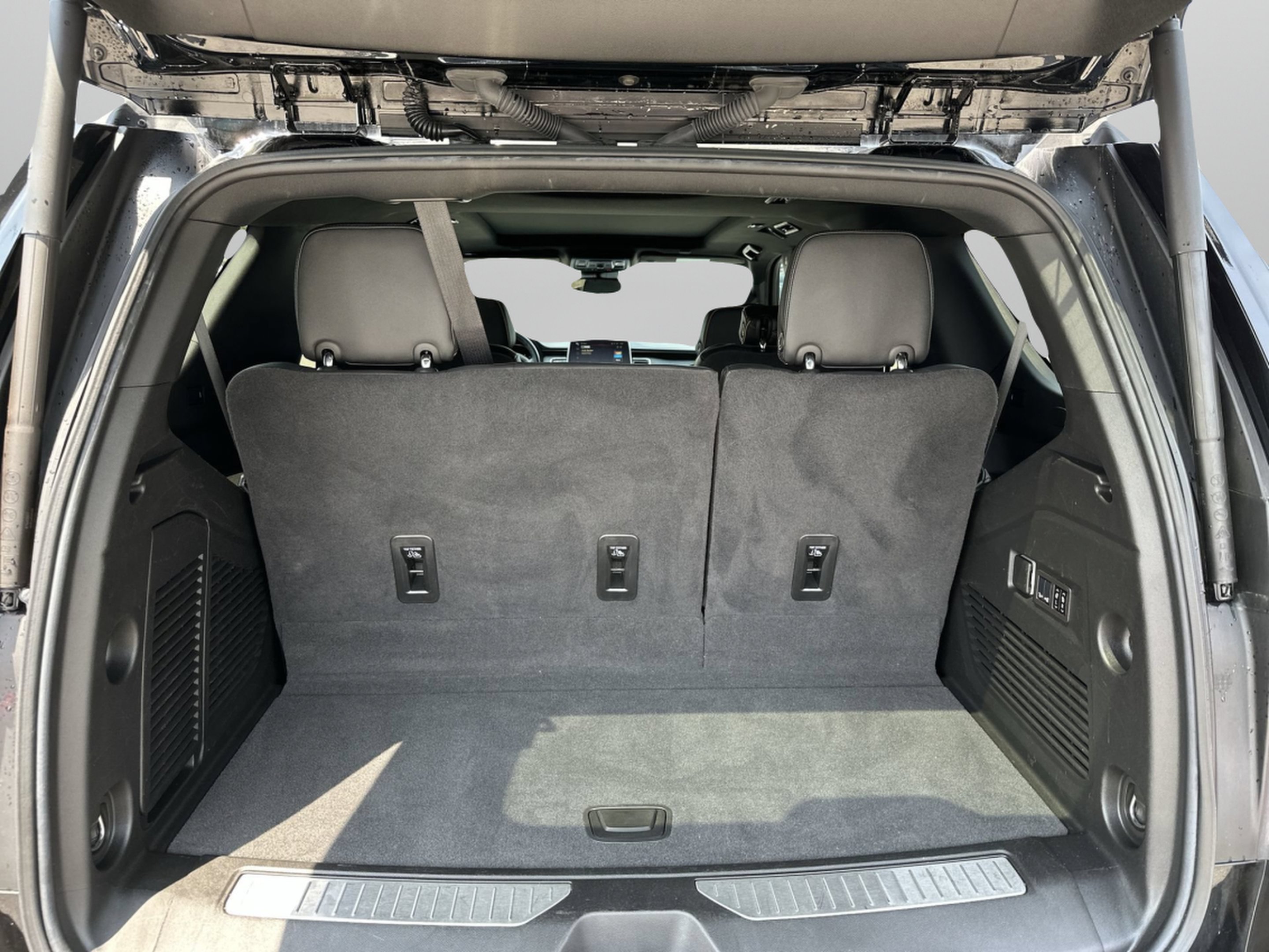 Used 2024 Onyx Black GMC AT4 image 19