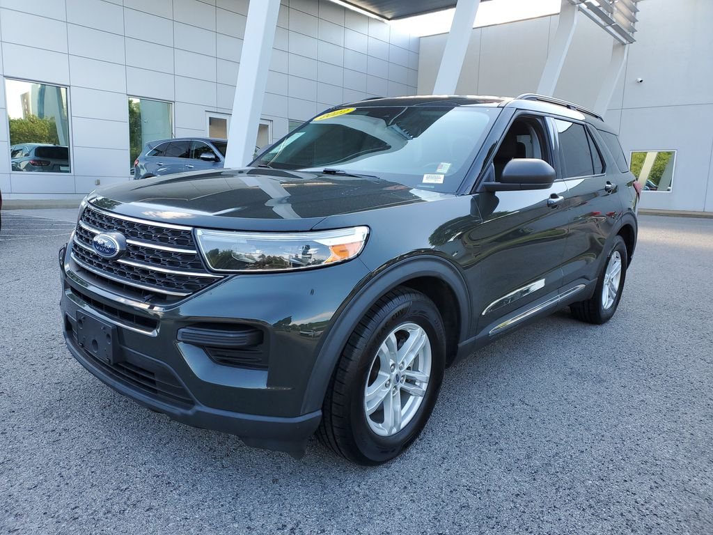 Used 2022 Green Ford XLT image 2
