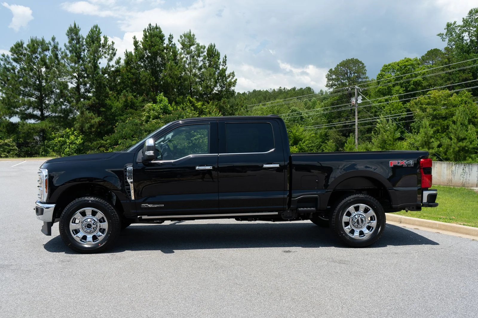 New 2026 Agate Black Metallic Ford F-250® Lariat® image 13