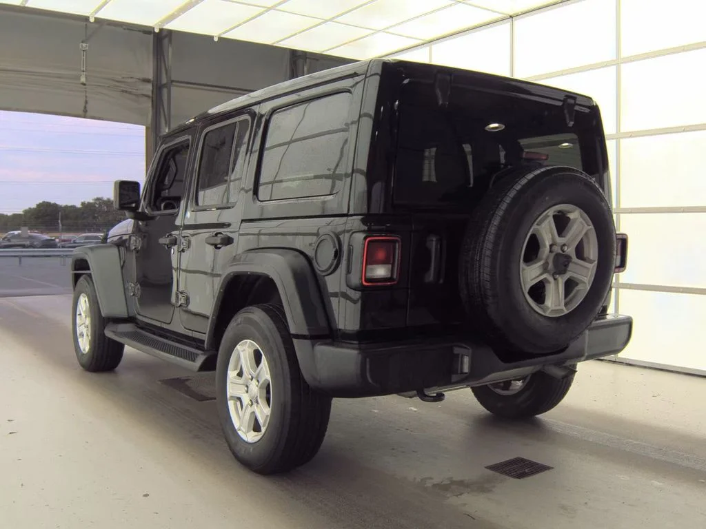 Used 2022 Black Jeep Unlimited Sport S image 4