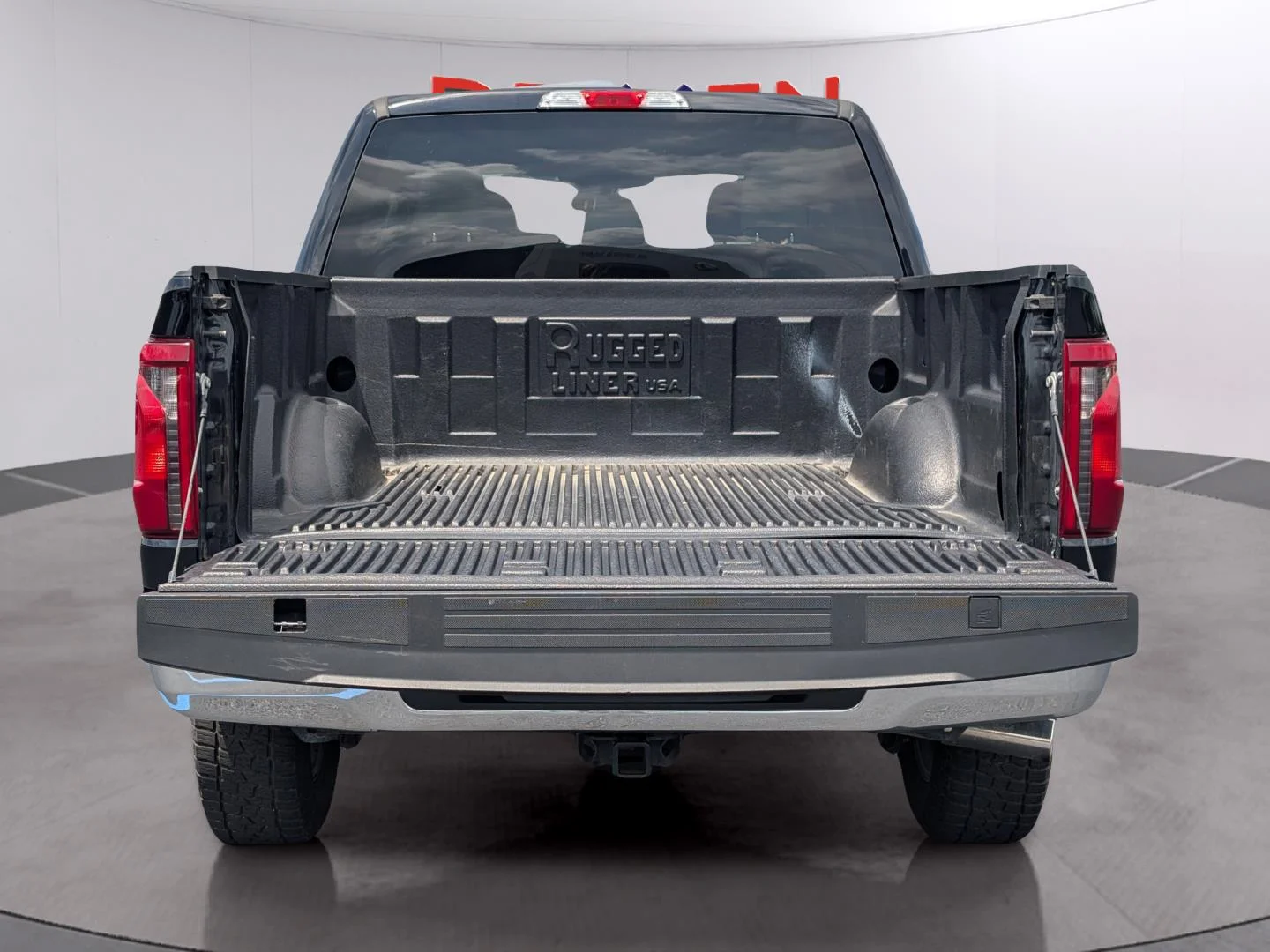 Used 2024 Agate Black Ford XLT image 10