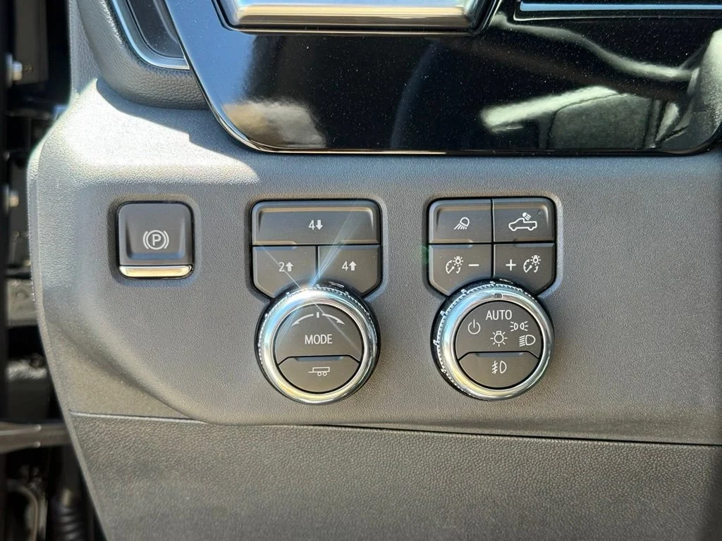 New 2026 Onyx Black GMC SLE DRW image 27