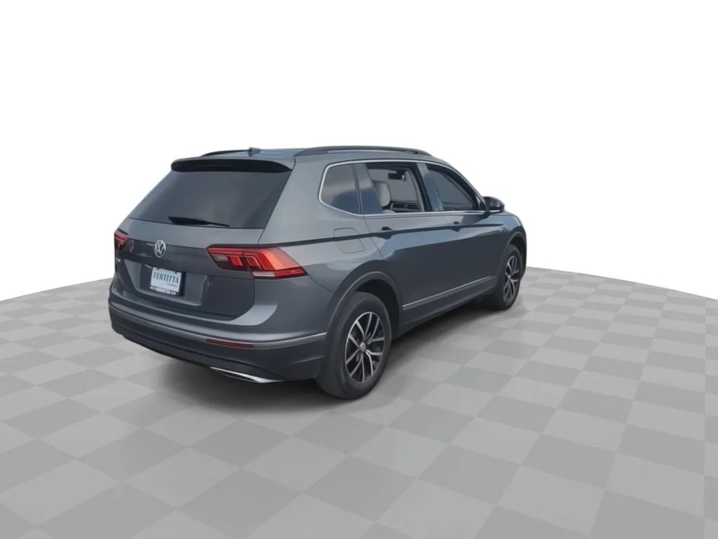 Used 2021 Black Volkswagen 2.0T SE image 8