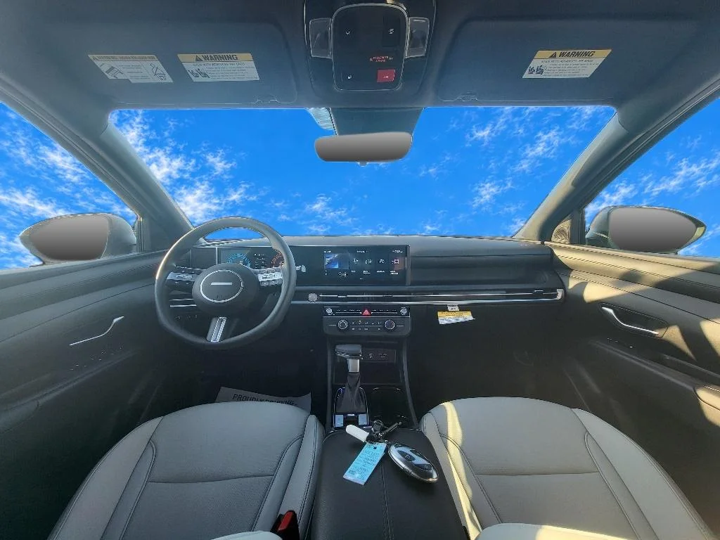 New 2027 Hampton Gray Hyundai SE image 10