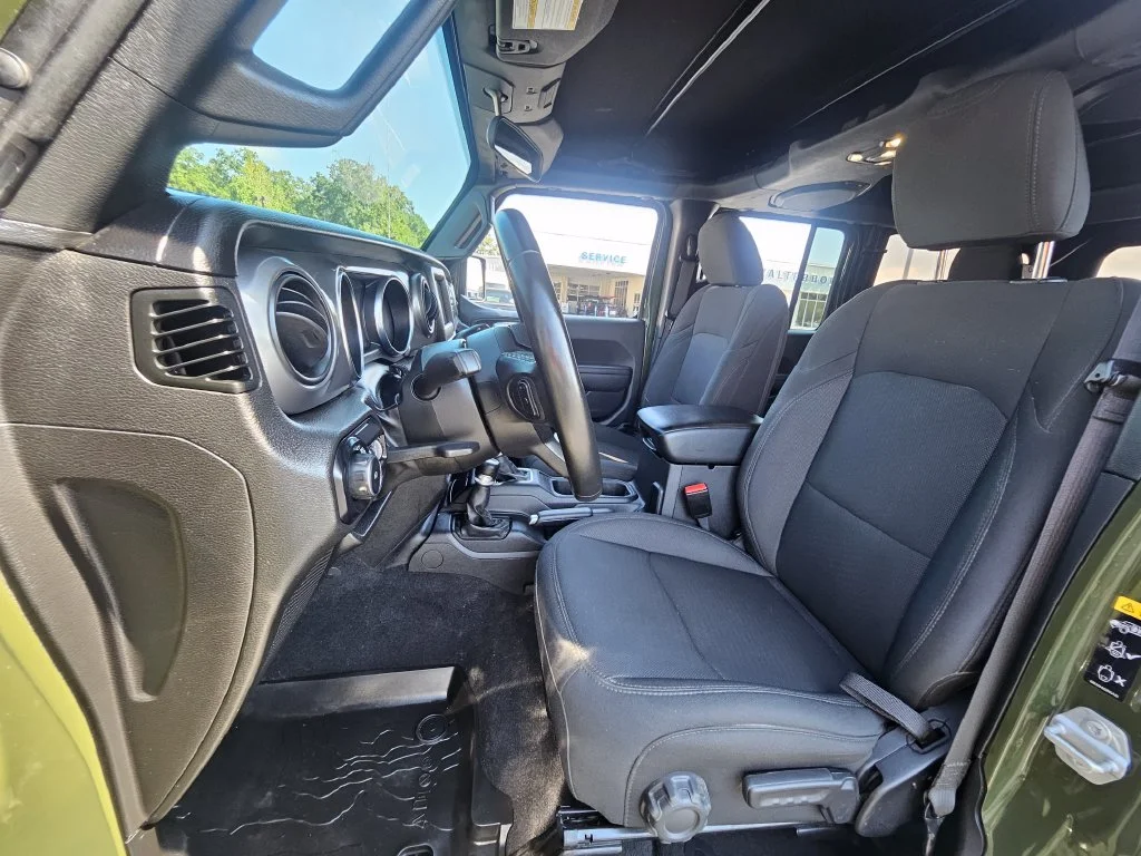 Certified Used 2022 Green Jeep Unlimited Willys image 4