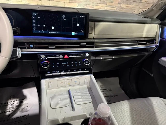 2026 Hyundai Santa Fe Limited - Photo 21