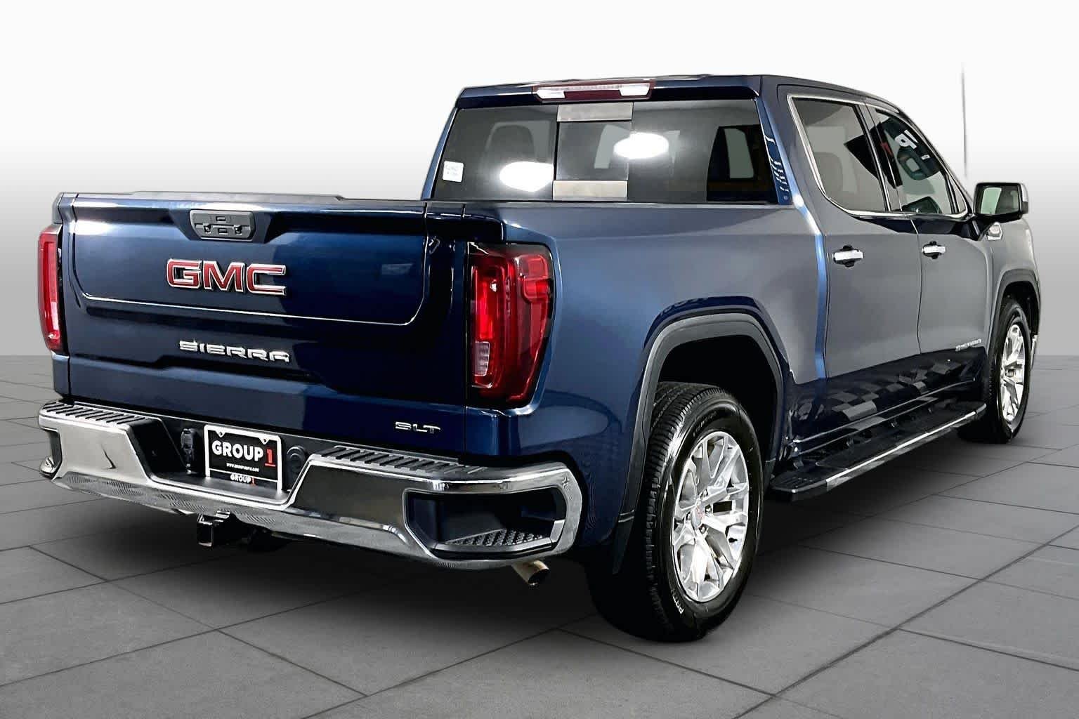 Used 2021 Pacific Blue Metallic GMC SLT image 12