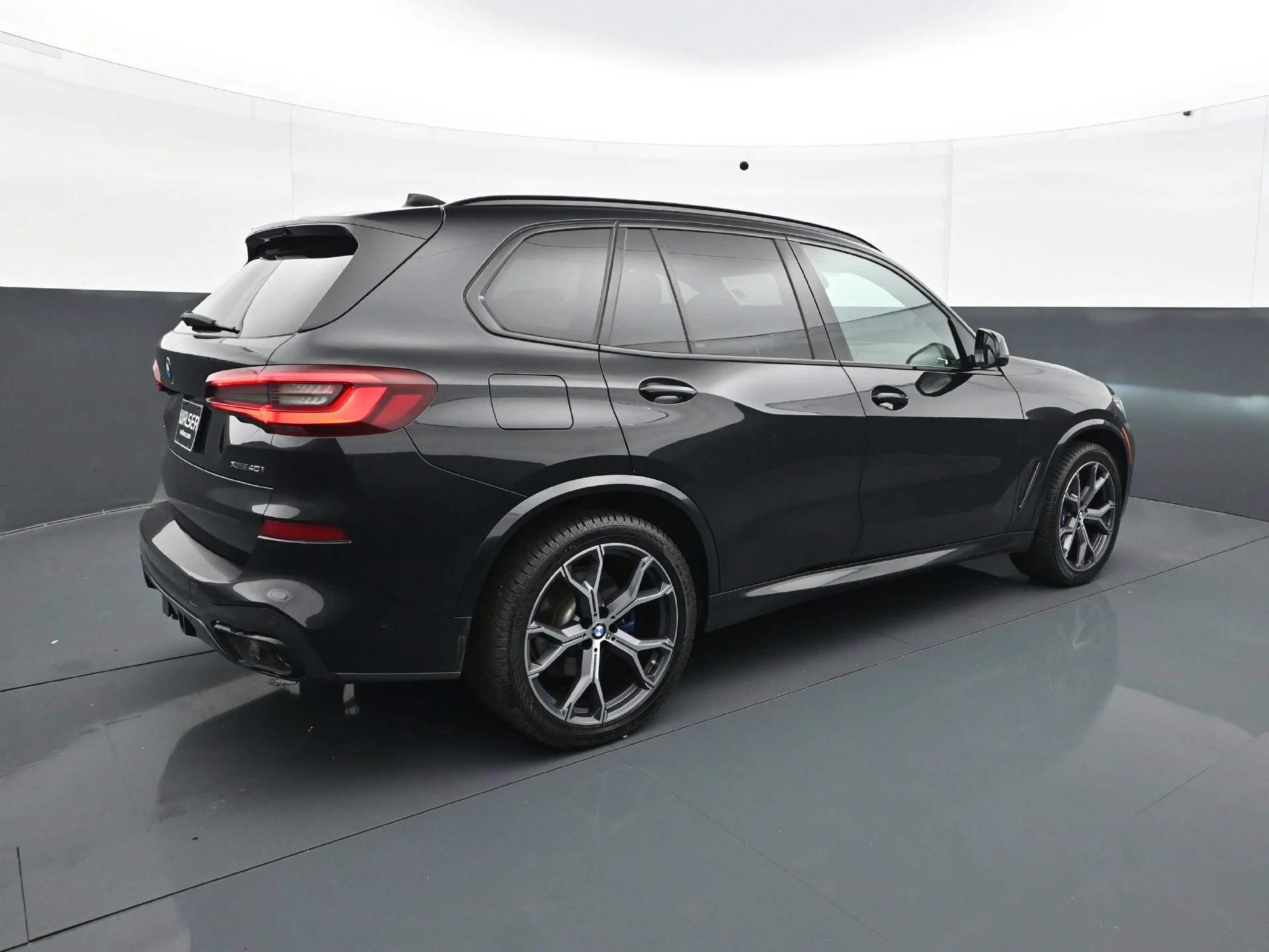 Used 2022 Black Sapphire Metallic BMW xDrive40i image 7