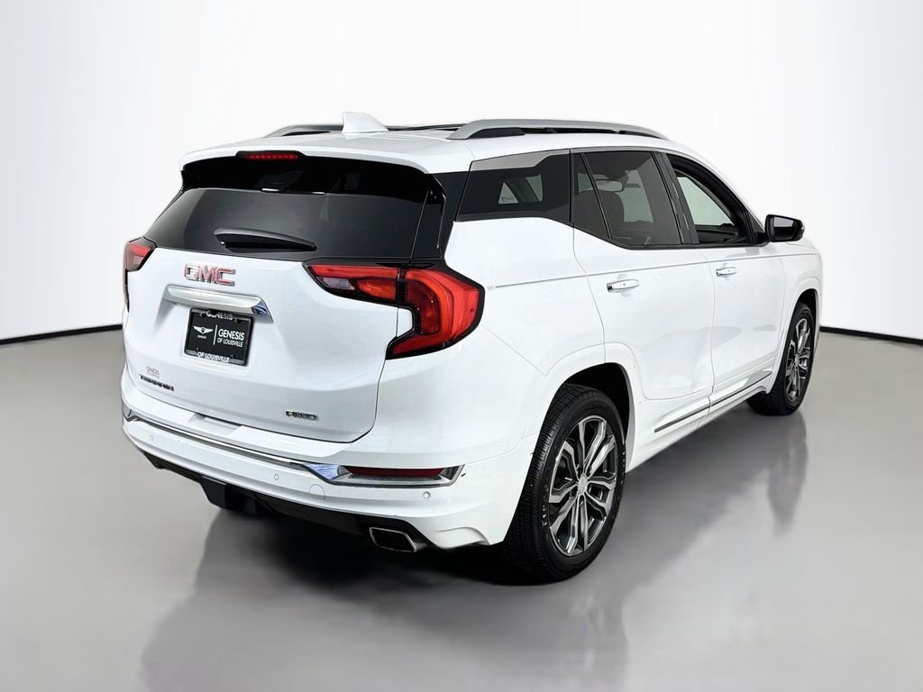 Used 2018 Summit White GMC Denali image 7