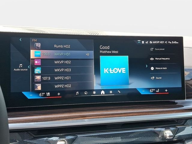 New 2026 Black Sapphire Metallic BMW xDrive40i image 17
