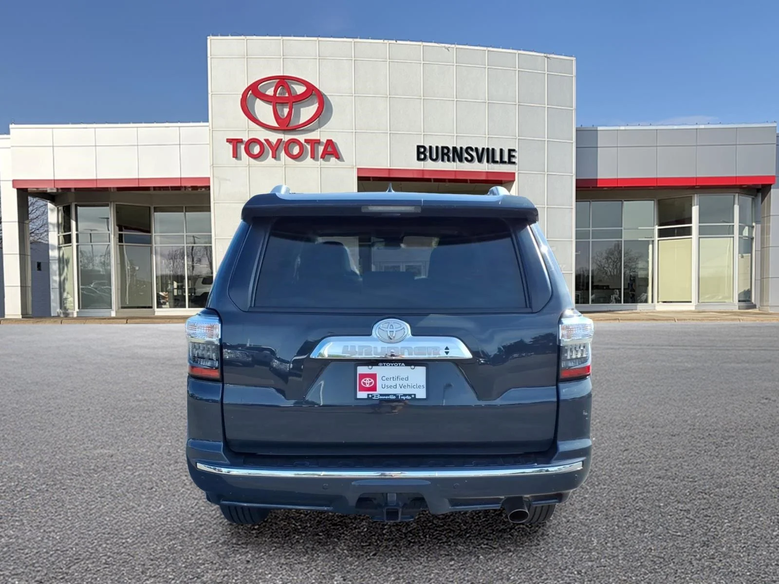 Certified Used 2024  Toyota Limited image 5