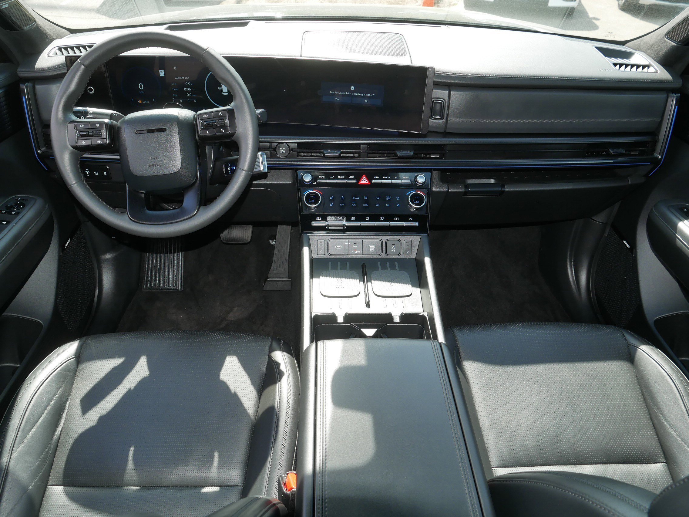 Used 2025 Phantom Black Hyundai Calligraphy image 10