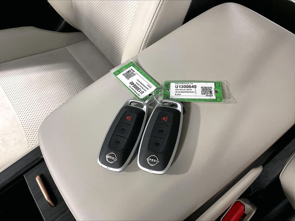 Certified Used 2023 Black Nissan ENGAGE image 30