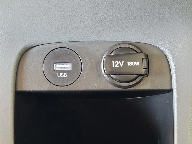 Used 2024 Green Hyundai Limited image 12