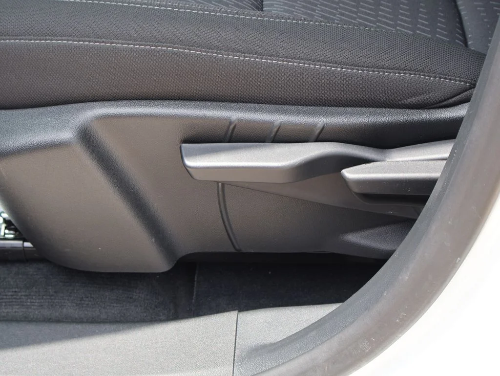 Used 2026 Summit White Chevrolet LT image 23