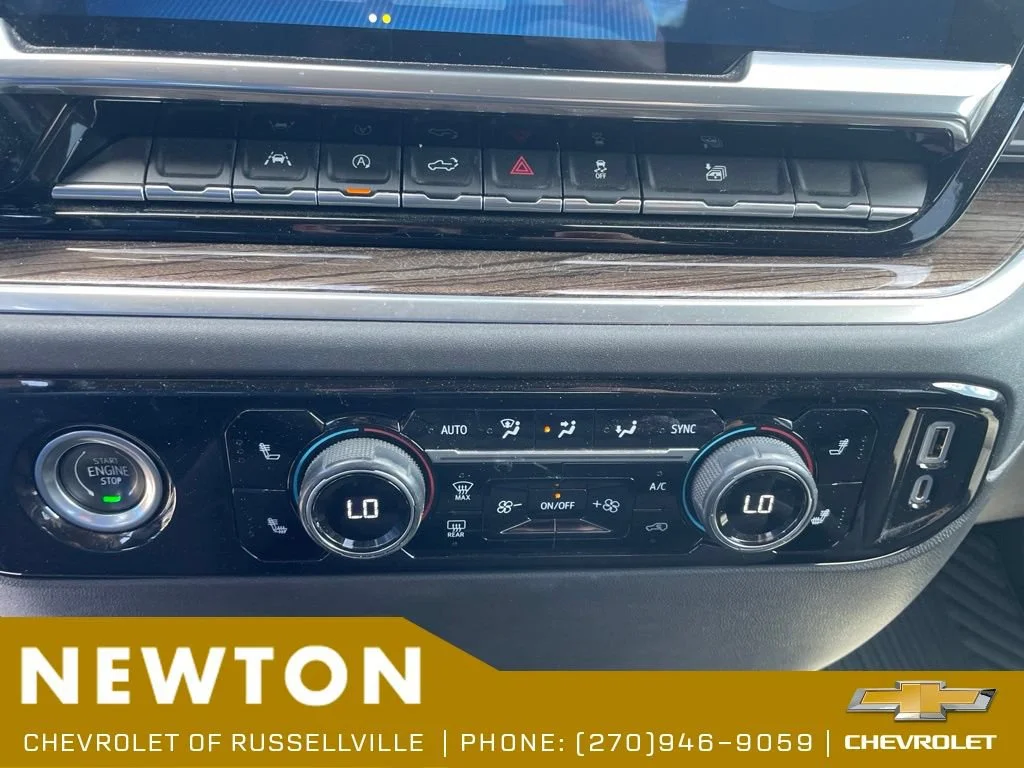 Used 2022 Black Chevrolet LT image 7