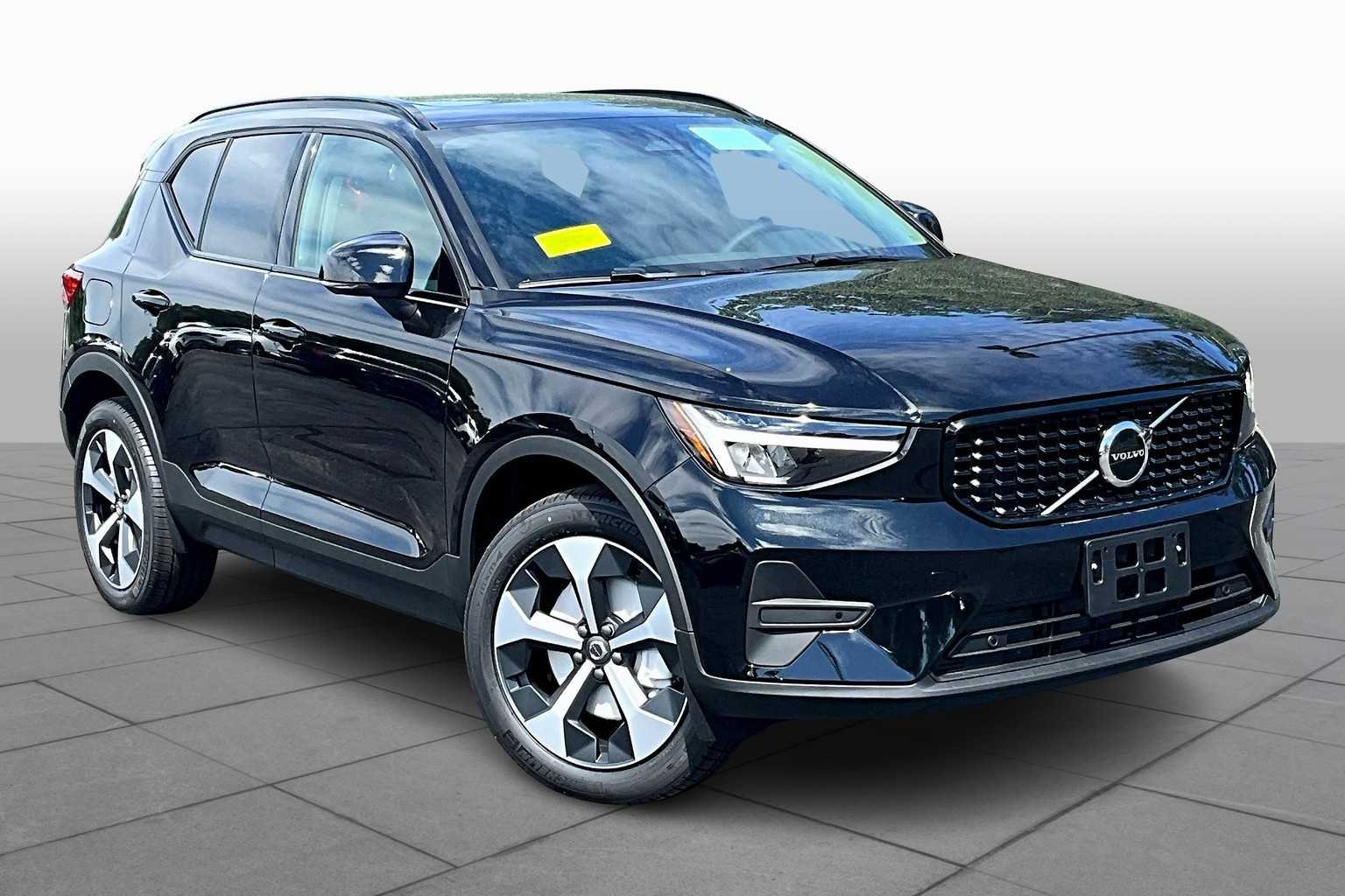 2026 Volvo XC40 Core - Photo 16