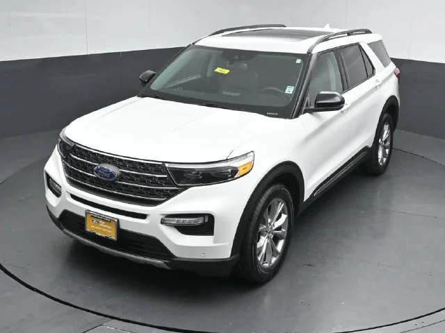 Certified Used 2024 Star White Ford XLT image 47