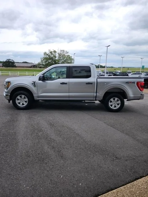 Used 2023 Silver Metallic Ford XLT image 3