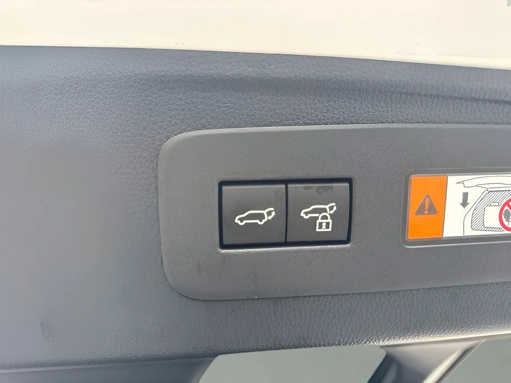 Used 2025 White Lexus 550 Overtrail image 19